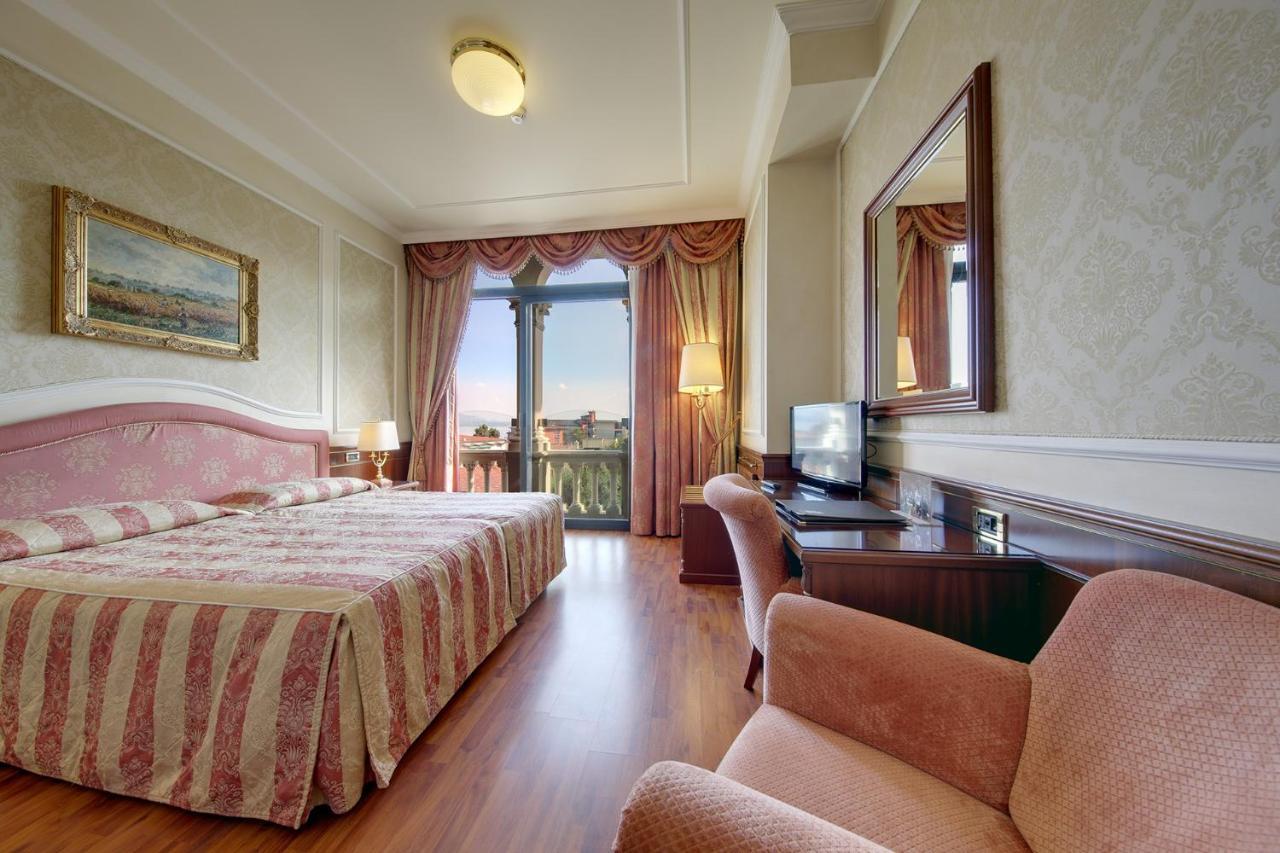 Hotel Simplon Baveno Esterno foto