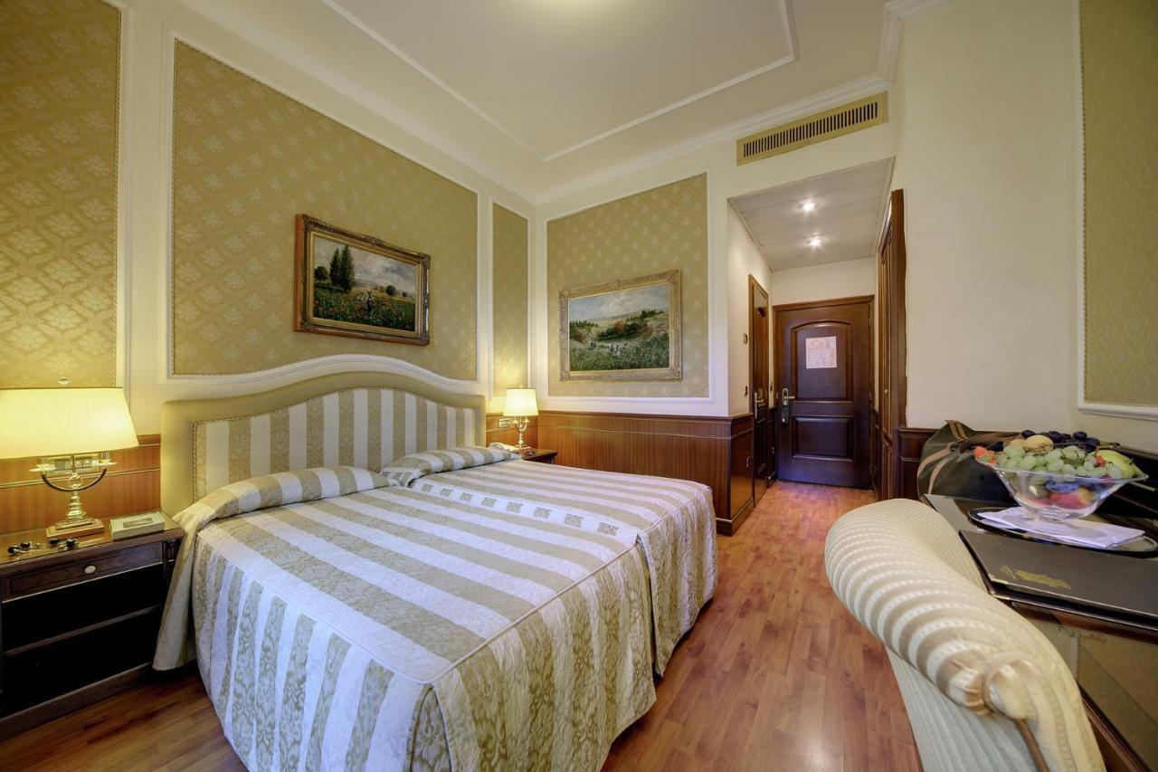 Hotel Simplon Baveno Esterno foto