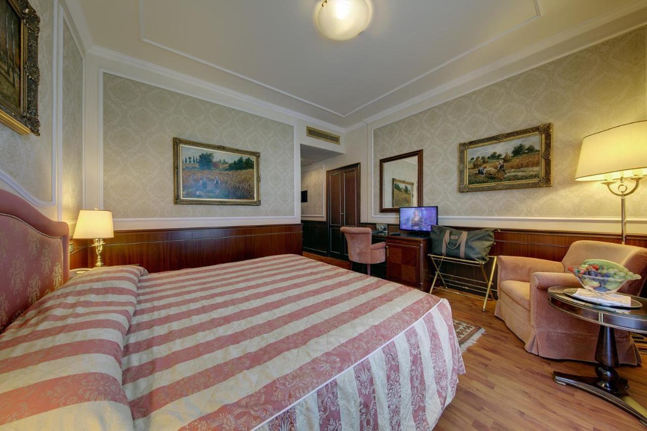 Hotel Simplon Baveno Esterno foto
