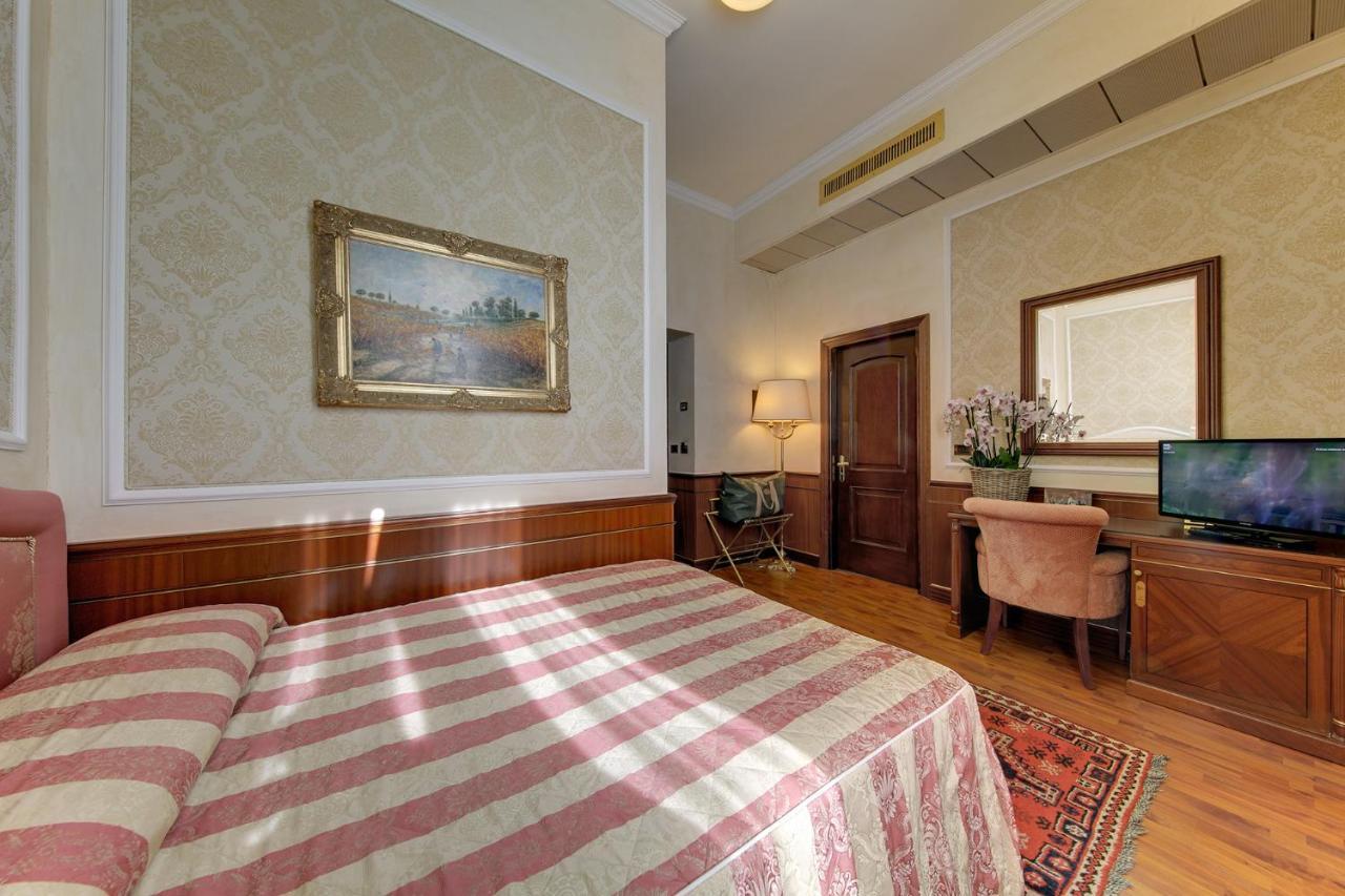 Hotel Simplon Baveno Esterno foto
