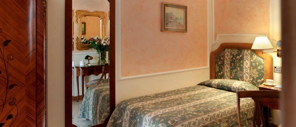 Hotel Simplon Baveno Esterno foto